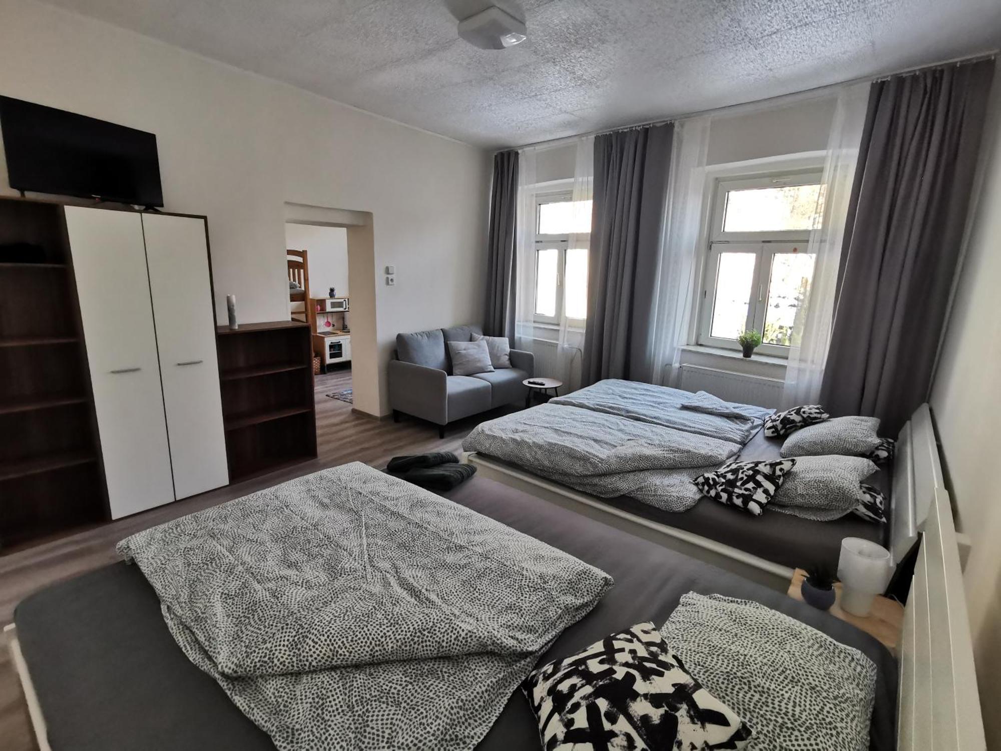 Apartmany Cipriani ヤーヒモフ エクステリア 写真